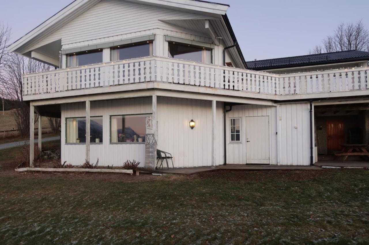 Solheim Fritidsgard Villa Svensby Exterior foto